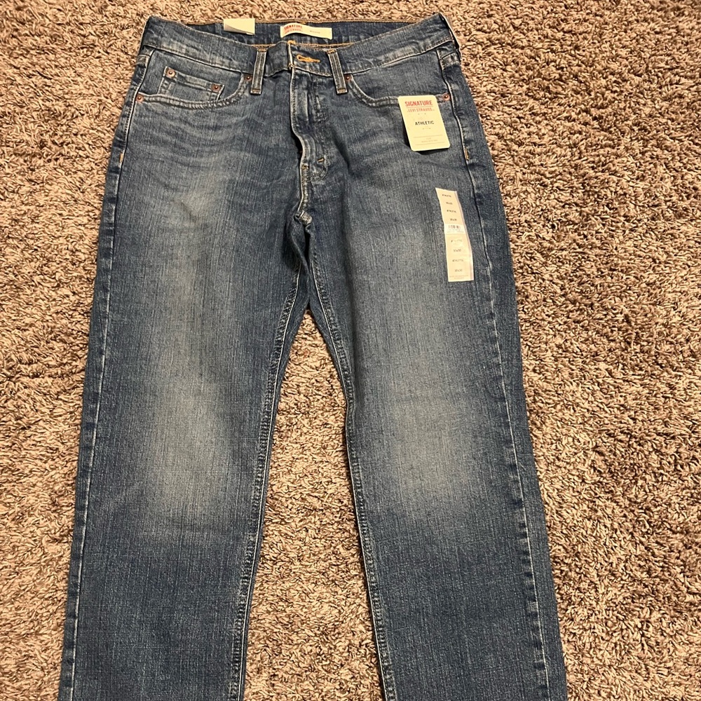 Levi's Classic Denim Jeans 30x30 Active fit. NWT
